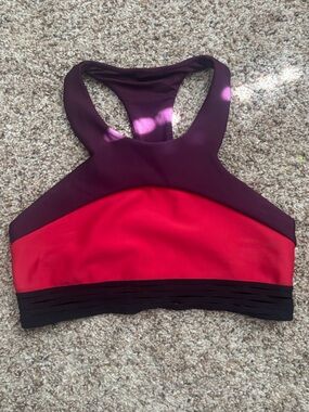 ALO Yoga Two-Tone Racerback Sports Bra in Burgundy and Red